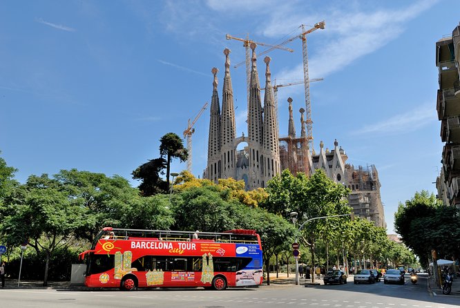 Barcelona City Hop On Hop Off and FC Barcelona Immersive Tour - Price and timing: what you’re really paying for