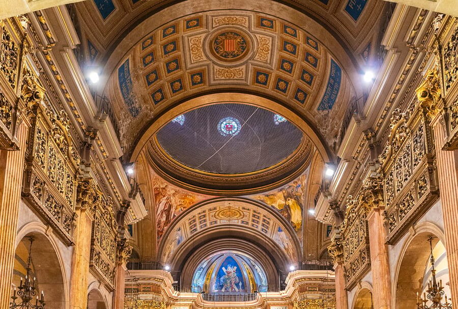 Barcelona: Classical Music Concert of Vivaldi, Mozart & More - Soloists Matter: Alba Compte Rojas and Ariadna Clapés Capdevila