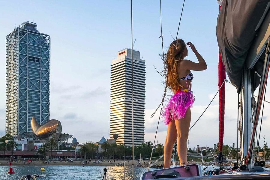 Barcelona: Coastline Boat Trip with Snacks and Cava - The swimming stop: how to think about it (and how to prepare)