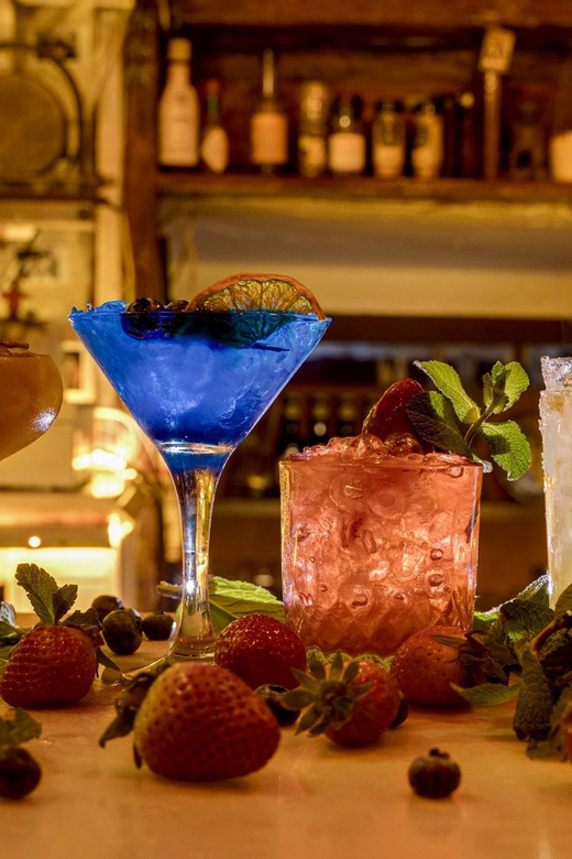 Barcelona: Cocktail Making Class with Tapas - Should you book this Barcelona cocktail and tapas class?