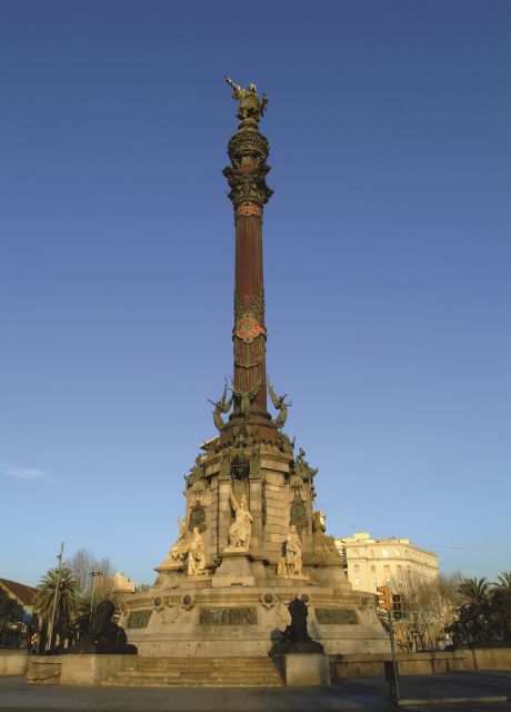Barcelona: Columbus Monument - Why Columbus Monument is a smart city-view stop at Portal de la Pau