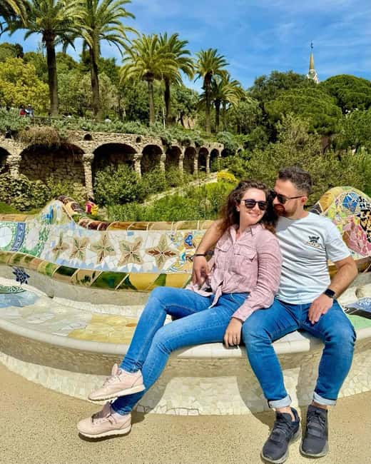 Barcelona: Creative Photo Tour of the City's Artistic Corners - Key Moments That Make This Photo Tour Worth It