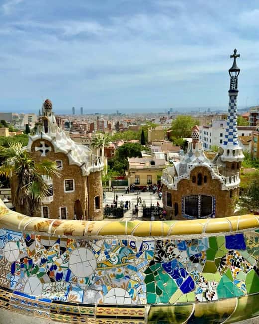 Barcelona: Creative Photo Tour of the City's Artistic Corners - FAQ