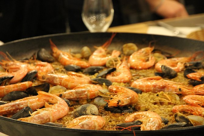 Barcelona Culinary Experience: Paella & Tapas Cooking Class - A hands-on 4-course meal in Ciutat Vella