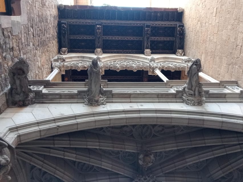 Barcelona: Dark, Strange & Curious Stories. - Who This Tour Fits Best (and Who Might Skip It)