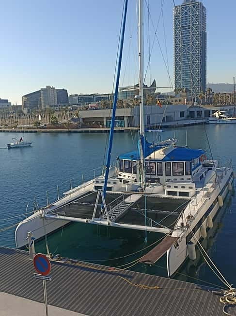 Barcelona: Daytime or Sunset Cruise with Drinks - Vila Olímpica: A Different Side of Barcelona’s Coastline