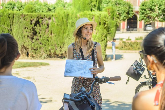 Barcelona E-Bike Small Group Tour with Tapas & Wine Tasting - Guides and pacing: what makes it feel personal