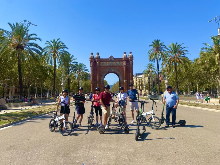 Barcelona: E-Scooter Gaudí & the Sea Tour - Port Vell to W Barcelona: the waterline views that make people slow down