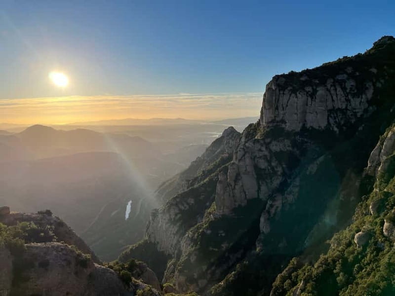 Barcelona: Early Morning Montserrat Trip with Abbey and Hike - Why starting around 7:30 changes Montserrat