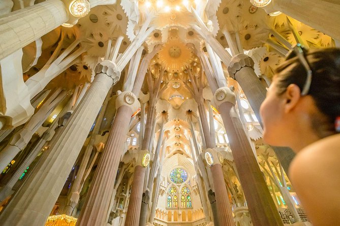 Barcelona eBike Small Group Tour with entrance to Sagrada Familia - The morning route: Gothic Quarter, Cathedral, and the Expo-era sights by bike