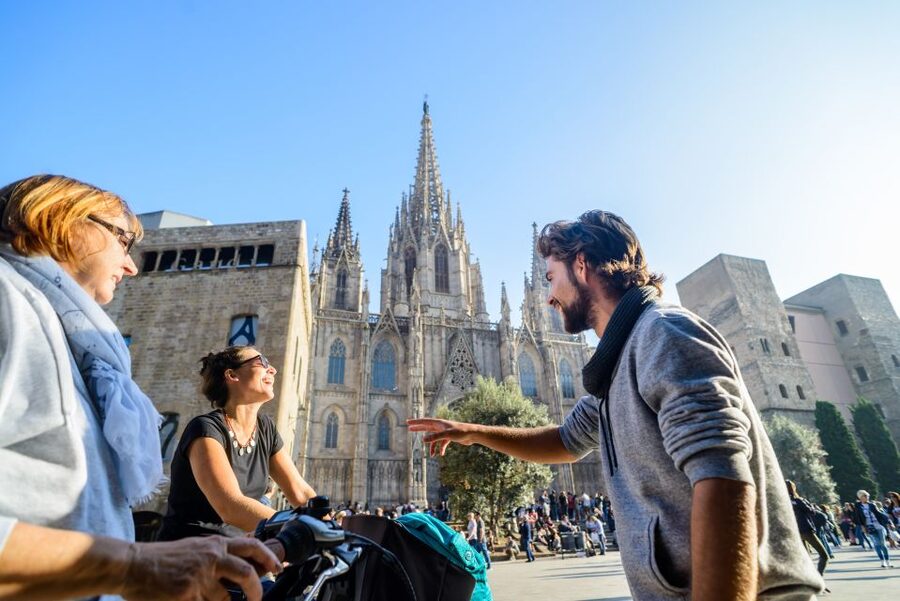 Barcelona eBike Tour with Wine and Tapas Experience - Parc de la Ciutadella: Why a Park Stop Works on an e-Bike Route