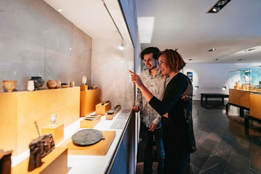 Barcelona Egyptian Museum Tickets - Optional guided tours: Egyptologist explanations, cuisine tasting, and night scenes