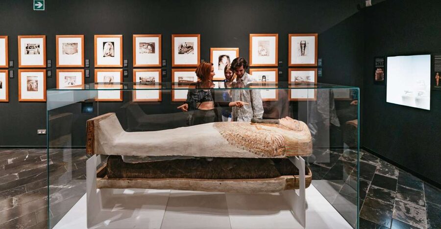 Barcelona Egyptian Museum Tickets - Ticket basics: opening hours, closure days, and your usable time