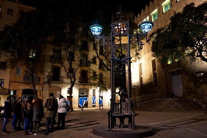 Barcelona: El Born Ghost Walking Tour. - Footsteps, Cobblestones, and How to Set Yourself Up