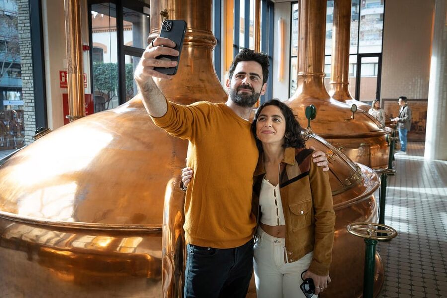 Barcelona: Estrella Damm Old Brewery Tour with Tasting - Quick hits before you go