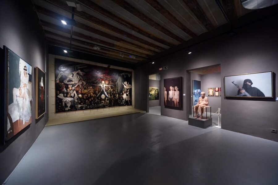 Barcelona: European Museum of Modern Art Entry Ticket - What to expect inside: shapes, colors, and modern figures