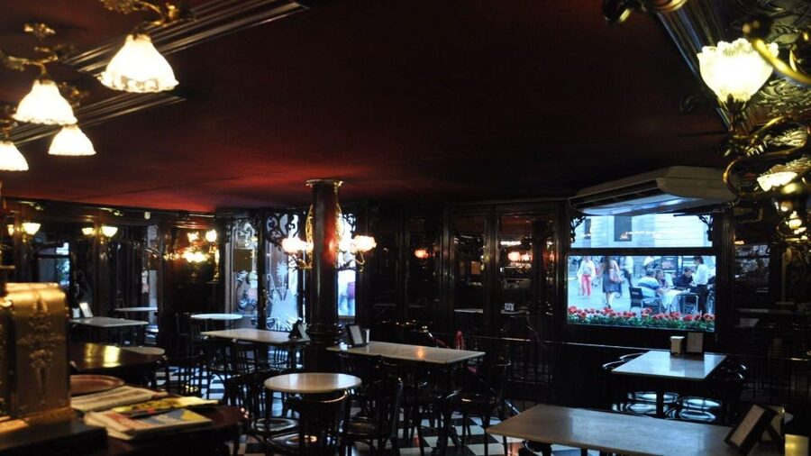 Barcelona: Exclusive Flamenco Show at El Paraigua with Drink - The Flamenco Program: Alegrías, Soleares, Tarantos, Plus Song and Guitar