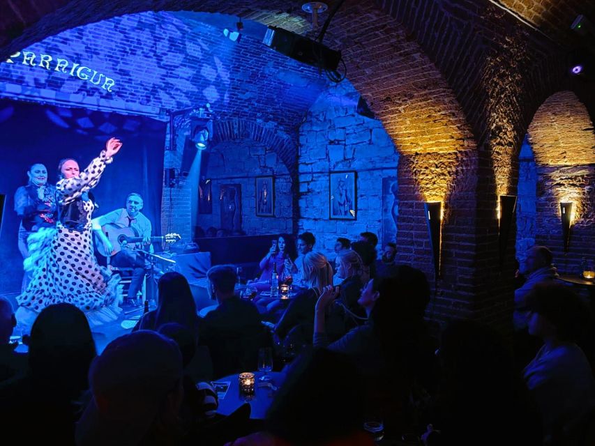 Barcelona: Exclusive Flamenco Show at El Paraigua with Drink - Your Included Drink: How to Use It Without Missing Anything