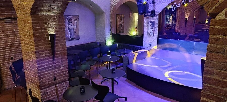 Barcelona: Exclusive Flamenco Show at El Paraigua with Drink - Value Check: What You’re Really Paying For at $33