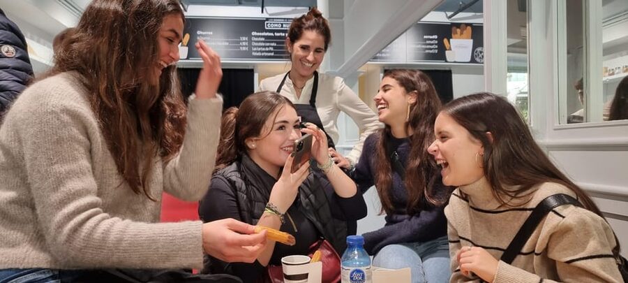 Barcelona: Experience the Best Churros with Hot Chocolate - Who this works for (and who might not love it)