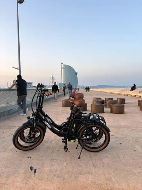 Barcelona: Explore the City with Eco-Friendly E-Bike Rentals - Beaches, shopping pauses, and bike parking that helps your day flow
