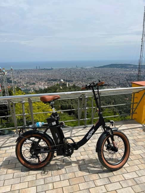 Barcelona: Explore the City with Eco-Friendly E-Bike Rentals - How bike infrastructure feels in Barcelona (and how to handle it)