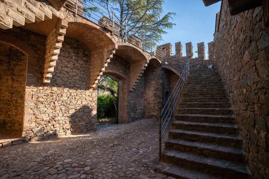 Barcelona: Exploring Gaudí's Hidden Gem, Bellesguard Tower - Key takeaways before you go