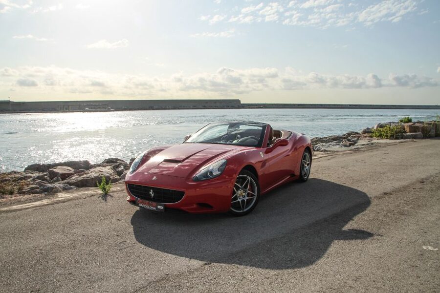 Barcelona: Ferrari Car Driving & Sailing Experience - Who should book this Ferrari + sailing combo