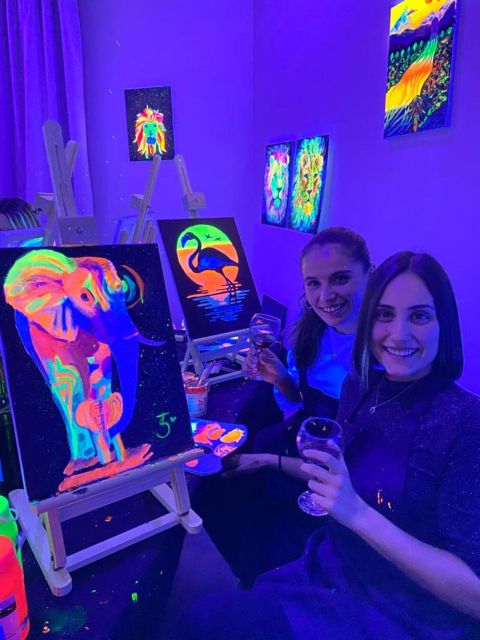 Barcelona: Fluorescent Paint and Wine Workshop - Who This Fits Best (and Who Should Skip)