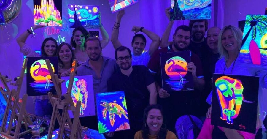 Barcelona: Fluorescent Paint and Wine Workshop - Step by Step in the Workshop: From Street Access to Finished Canvas