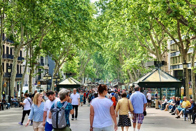 Barcelona Food Markets Private Tour with Tastings - Mercat de la Boqueria: the big-name market, handled with guidance