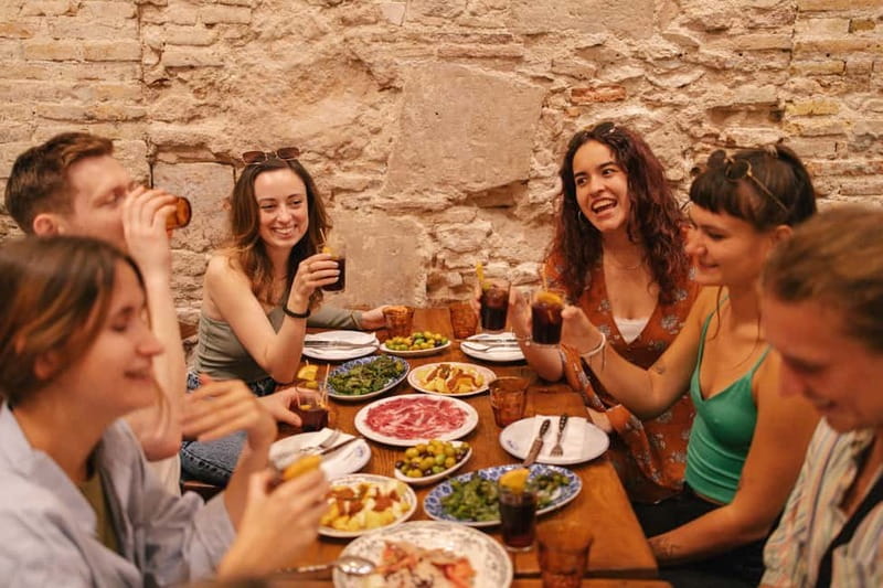 Barcelona: Food Walking Tour with Tapas and Wine - Gothic Quarter and El Born on foot: the part you remember after the food