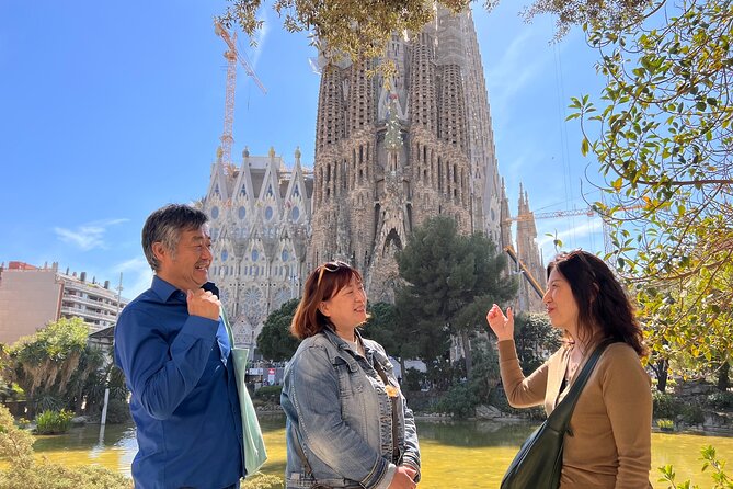 Barcelona Full Day: Sagrada Familia and the 3 Gaudí Houses - Casa Batlló: Facade Symbolism Meets a Guided Interior