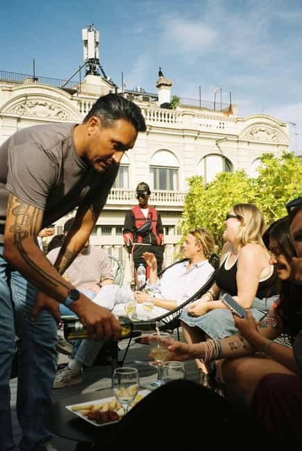 Barcelona: Fun & Unpretentious Rooftop Wine Tasting - Rooftop Wine in the Real-World Barcelona Mood