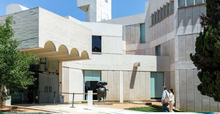 Barcelona: Fundació Joan Miró Skip-the-Line Entry Ticket - Quick hits before you go
