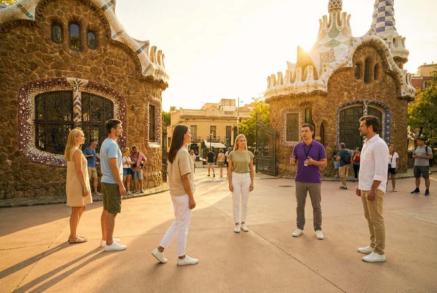 Barcelona: Gaudí’s Park Güell Tour with Fast-Track Ticket - Sagrada Família: A Guided Warm-Up for Gaudí’s World