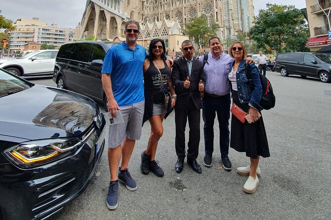 Barcelona Gaudi Tour: Sagrada Familia, Casa Batllo & Casa Mila - How the ticket setup affects your day (mobile, but entry fees extra)