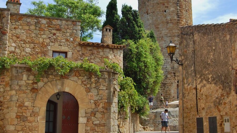 Barcelona: Girona Game of Thrones Private Tour with Pickup - The Gustave Eiffel Bridge: A 19th-Century Stop You’ll Remember