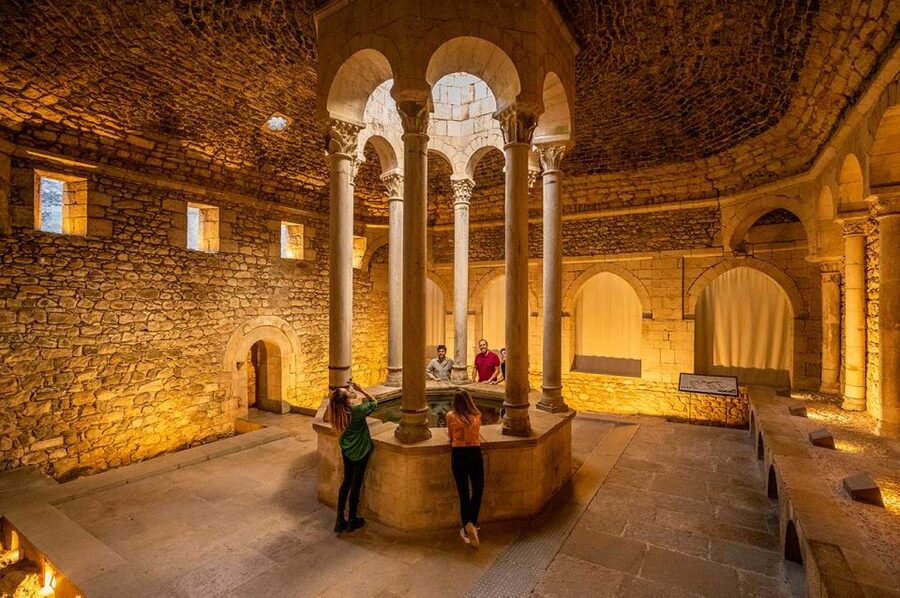 Barcelona: Girona Private Guided Tour by High-Speed Train - Eiffel’s bridge and the Onyar River views: where Girona gets its signature look