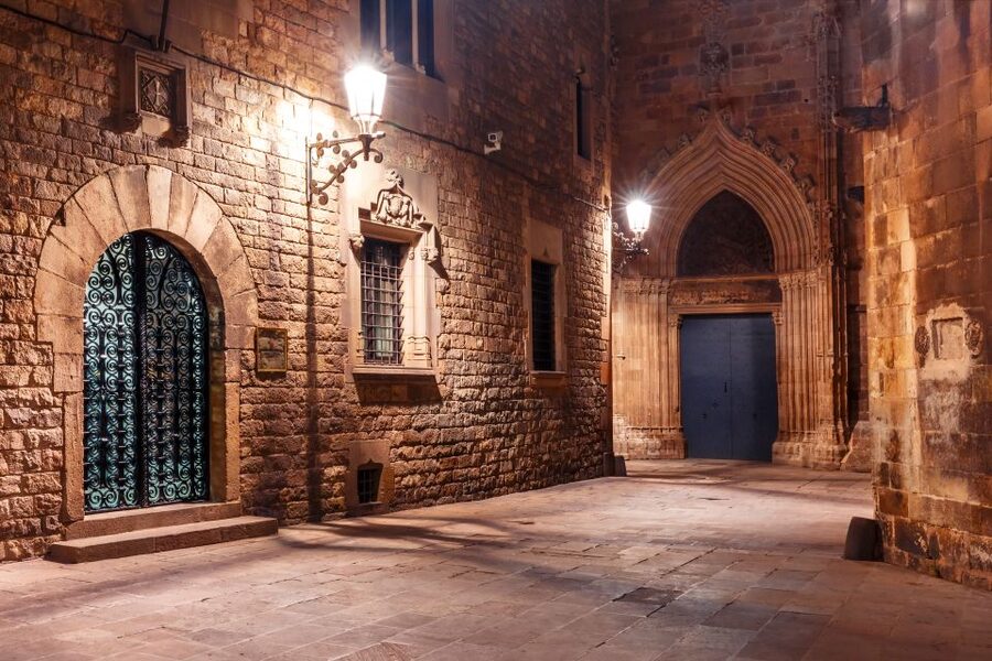 Barcelona: Gothic Quarter and Flamenco Show (Small Group) - Price and value: what $65 buys you