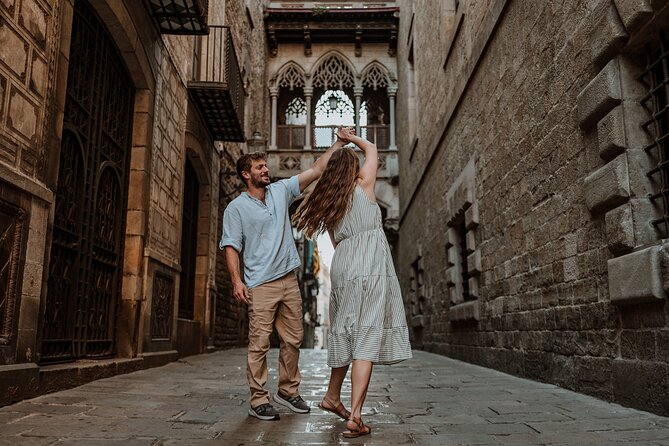 Barcelona Gothic Quarter cinematic photoshoot - Cinematic Directing and Posing: The Real Value Here