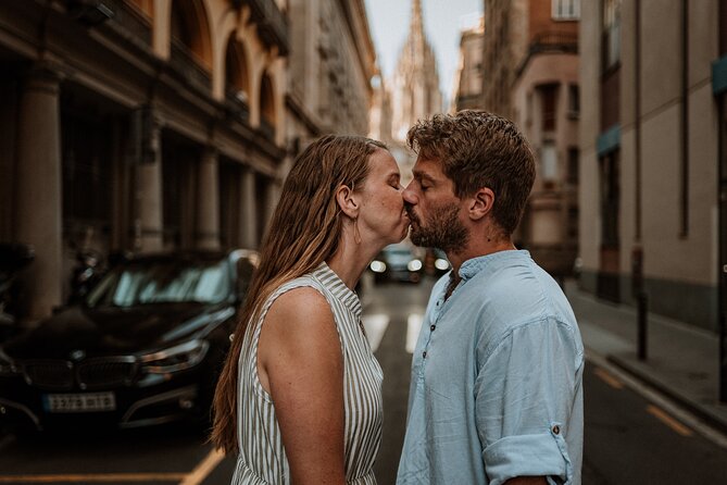 Barcelona Gothic Quarter cinematic photoshoot - Who This Is Best For