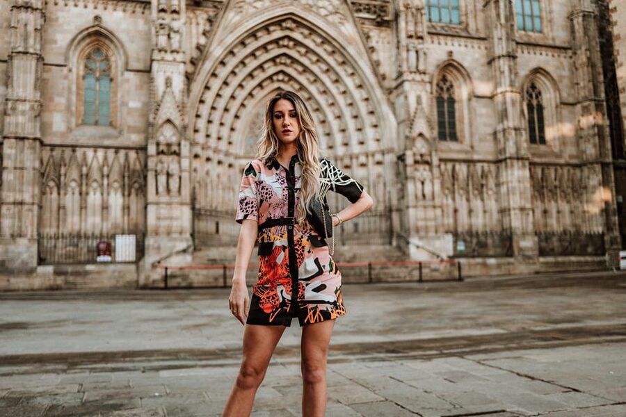 Barcelona: Gothic Quarter Cinematic Photoshoot and Guide - Secret Panoramic Spot and a Hidden Garden Break