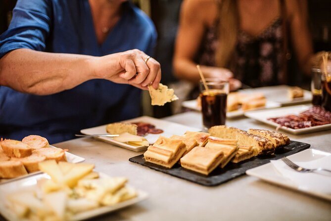 Barcelona Gothic Quarter Tapas & Taverns Food & Wine Tour - Price and value: what you get for $131.81