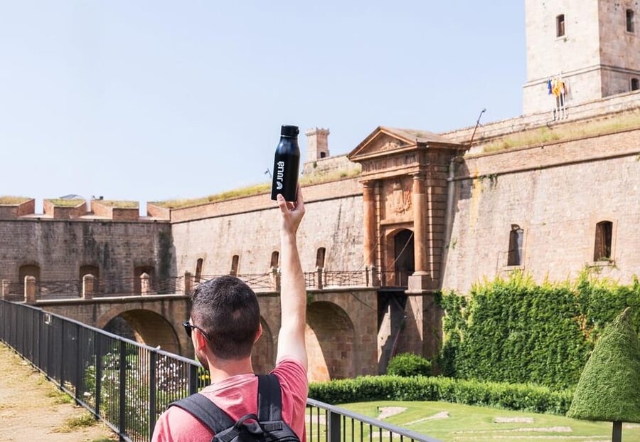 Barcelona: Gothic Quarter Walking Tour w/ Montjuïc Cable Car - Key things I’d zoom in on