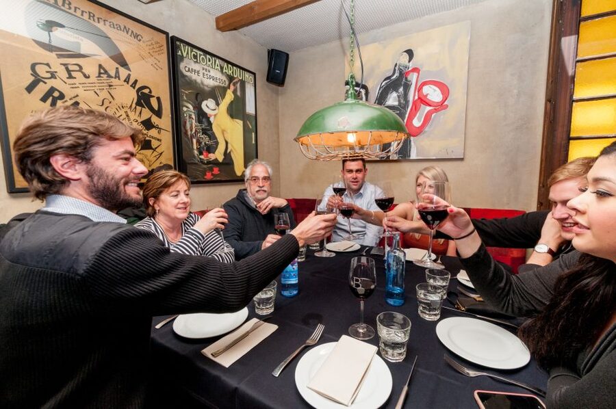 Barcelona Gourmet Food & Wine Tour with Local Expert - Practical tips so you enjoy every course