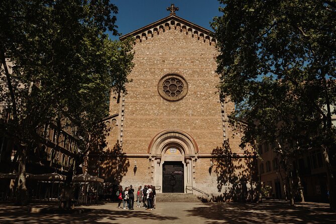 Barcelona Gracia Neighborhood Local Food & History Tour - Casa Vicens and the Gràcia morning: starting with real Gaudí context
