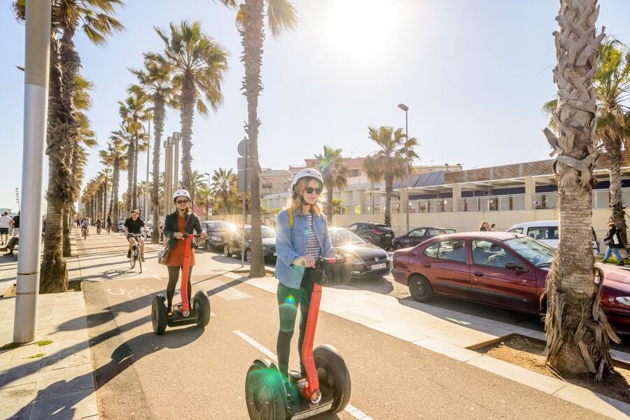 Barcelona Grand 2-Hour Segway Tour - Arc de Triomf to Estación de Francia: Where Barcelona’s Layout Makes Sense