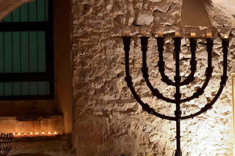 Barcelona Greater Sinagogue Ticket Entrance - Why the Greater Synagogue feels personal in Barcelona’s Jewish Quarter