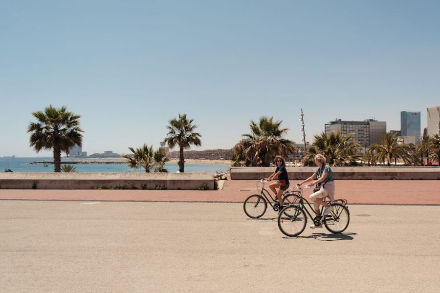 Barcelona: Guided Bike or E-Bike City Tour - How hard is it, and what about safety?